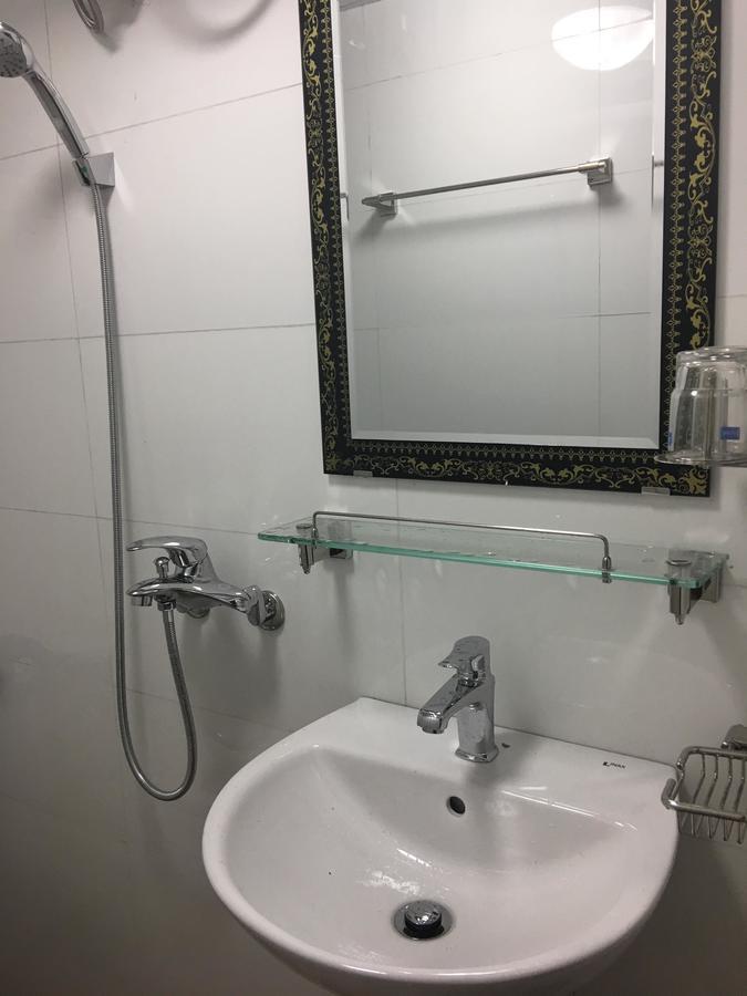 Awa Downtown Hostel Hanoi Eksteriør bilde